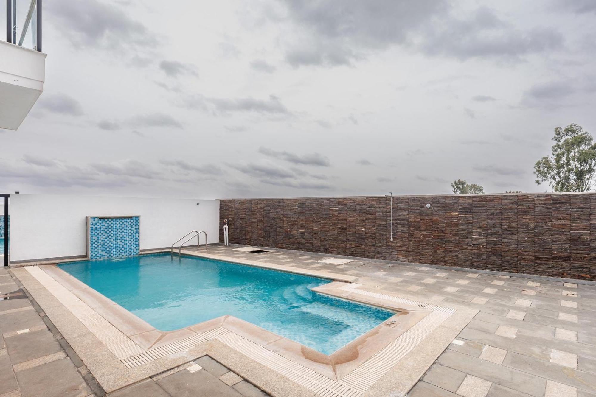 Celestial Sapphire Villa Pvt Pool Veg Food 4Bhk Dod Ballāpur エクステリア 写真