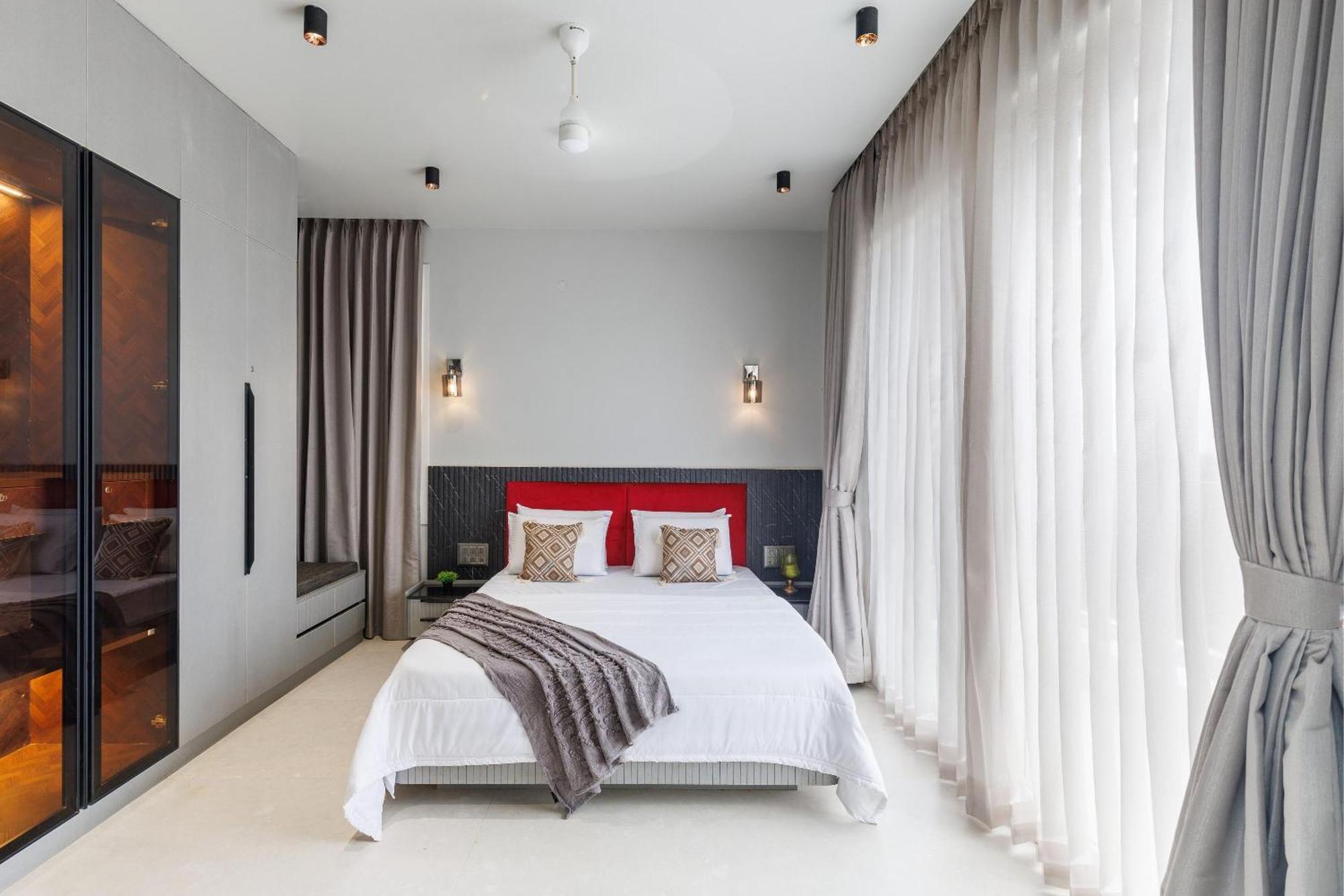 Celestial Sapphire Villa Pvt Pool Veg Food 4Bhk Dod Ballāpur エクステリア 写真